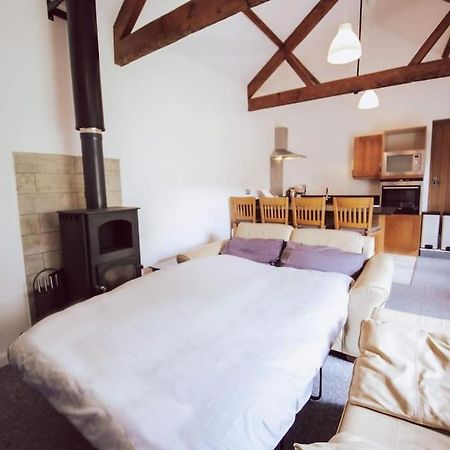 Cosy Cottage On Banks Of River Wye Foy Екстер'єр фото