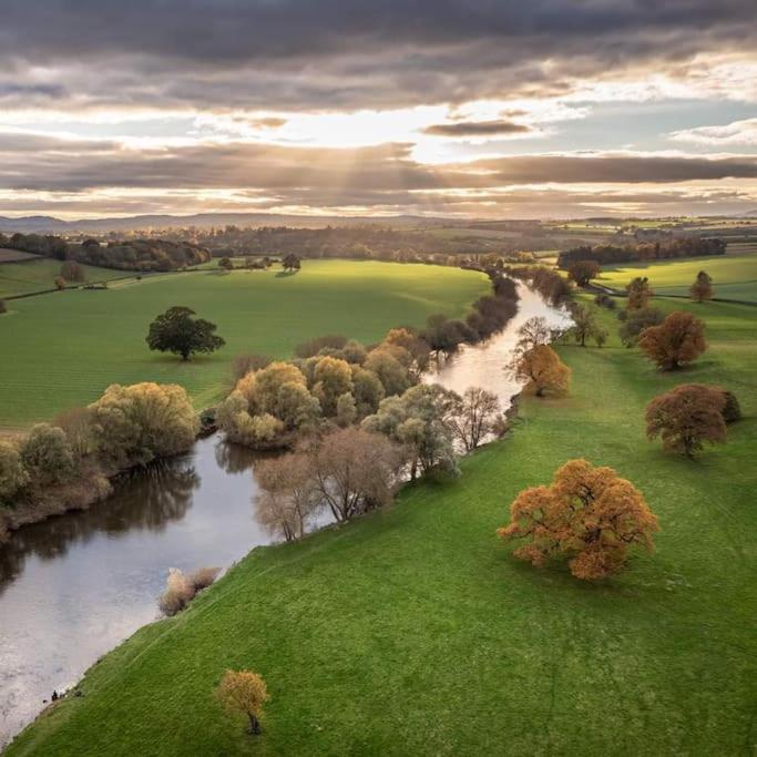 Cosy Cottage On Banks Of River Wye Foy Екстер'єр фото