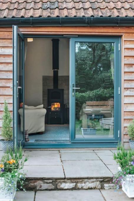 Cosy Cottage On Banks Of River Wye Foy Екстер'єр фото